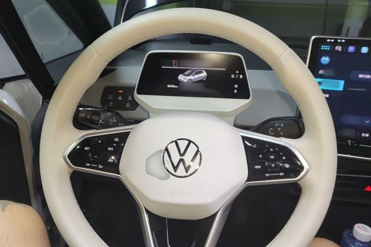Used Volkswagen ID.3 2025 Smart Edition Ultra-Intelligent Oxygen Version Steering Wheel