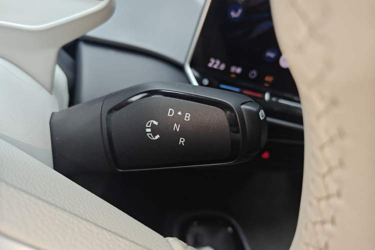 Used Volkswagen ID.3 2025 Smart Model Outstanding Oxygen Edition Gear Lever