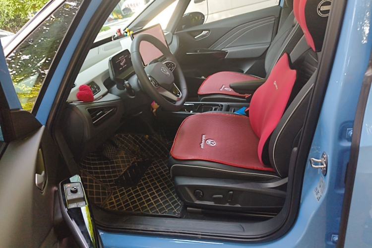 Used Volkswagen ID.3 2025 Smart Edition Outstanding Model Left Front Seat