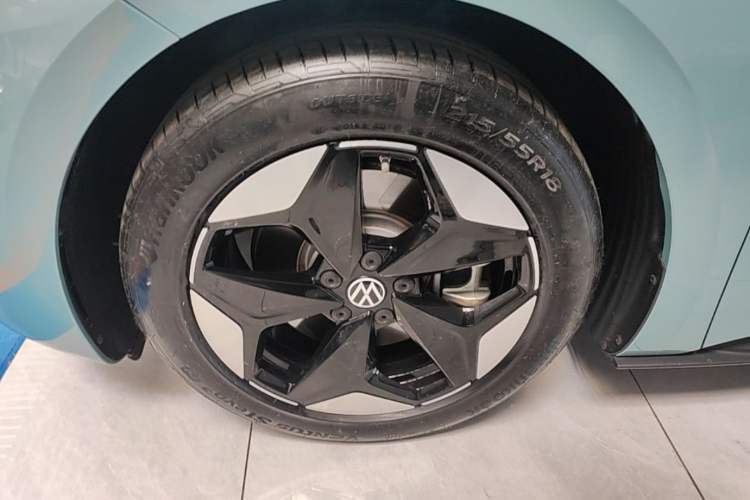 Used Volkswagen ID.3 2025 Revised Version Smart Edition Outstanding Grade Left Front Wheel Hub