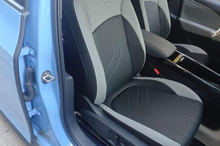 Used Volkswagen ID.3 2025 Smart Edition Ultra-Intelligent Oxygen Version Right Front Seat