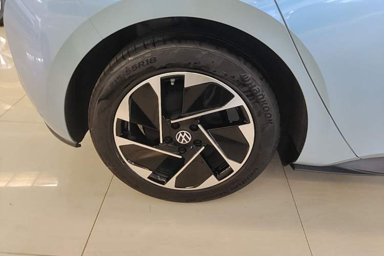 Used Volkswagen ID.3 2025 Smart Edition Ultra-Intelligent Version Right Rear Wheel Hub