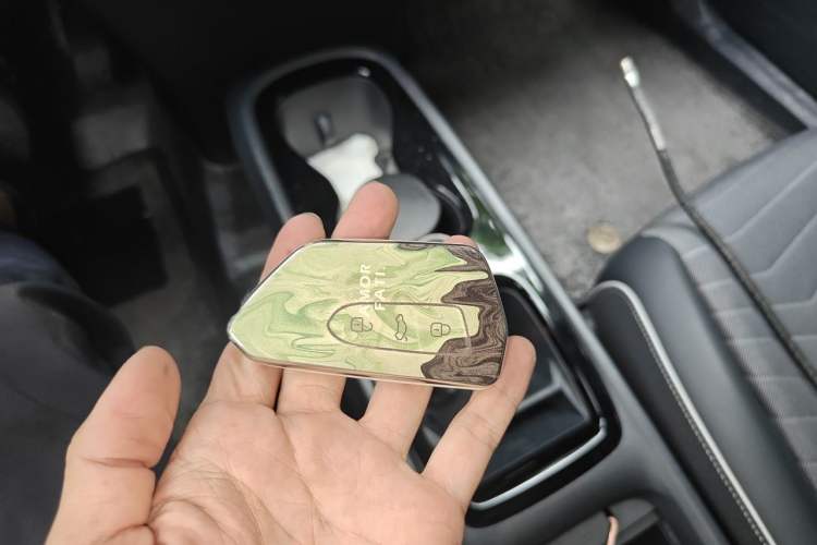 Used Volkswagen ID.3 2025 Smart Model Outstanding Oxygen Edition Vehicle Key