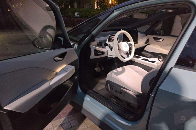 Used Volkswagen ID.3 2025 Revised Version Smart Edition Outstanding Grade Driver Seat
