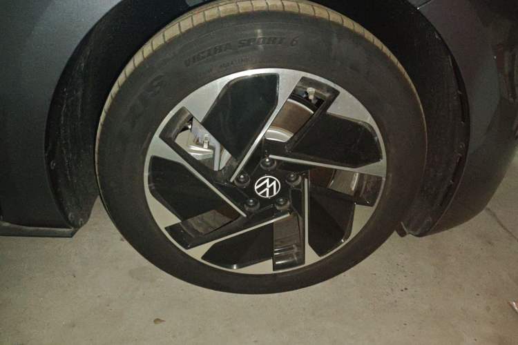 Used Volkswagen ID.3 2025 Smart Edition Outstanding Model Exterior 1