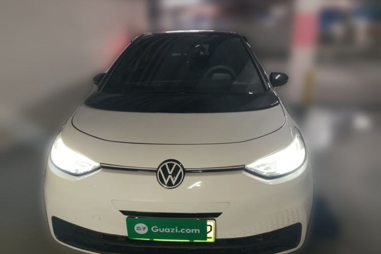 Used Volkswagen ID.3 2025 Smart Model Outstanding Oxygen Edition Front