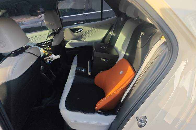 Used Volkswagen ID.3 2025 Revised Version Smart Edition Outstanding Grade Left Rear Seat