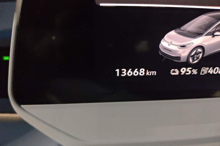 Used Volkswagen ID.3 2025 Revised Version Smart Edition Outstanding Grade Odometer Close Up