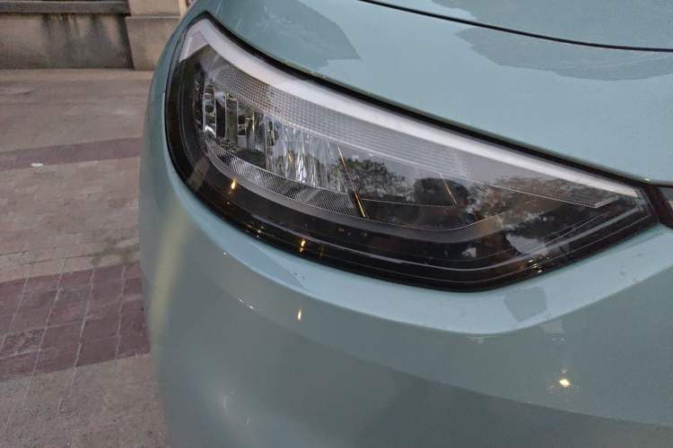 Used Volkswagen ID.3 2025 Revised Version Smart Edition Outstanding Grade Right Front Headlight