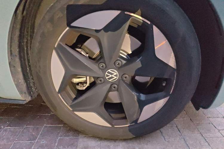 Used Volkswagen ID.3 2025 Revised Version Smart Edition Outstanding Grade Right Front Wheel Hub