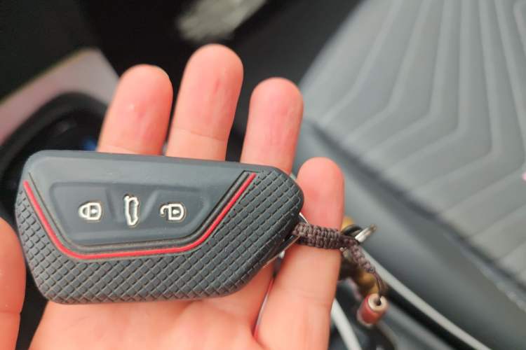 Used Volkswagen ID.3 2025 Smart Edition Outstanding Model Vehicle Key