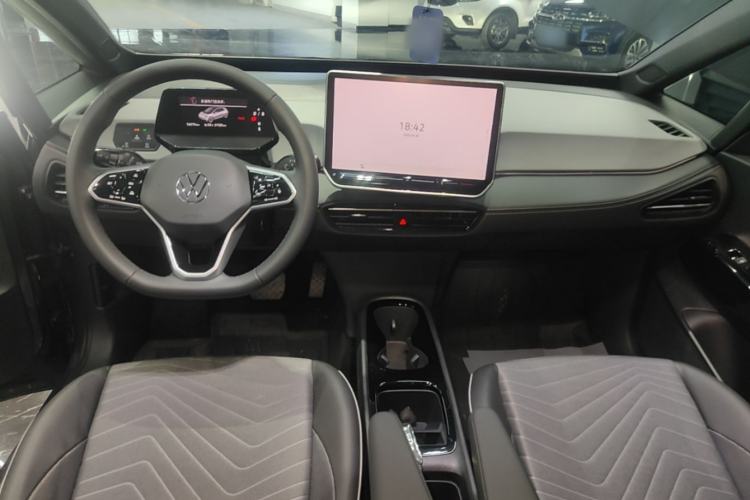 Used Volkswagen ID.3 2025 Smart Edition Outstanding Model Center Console