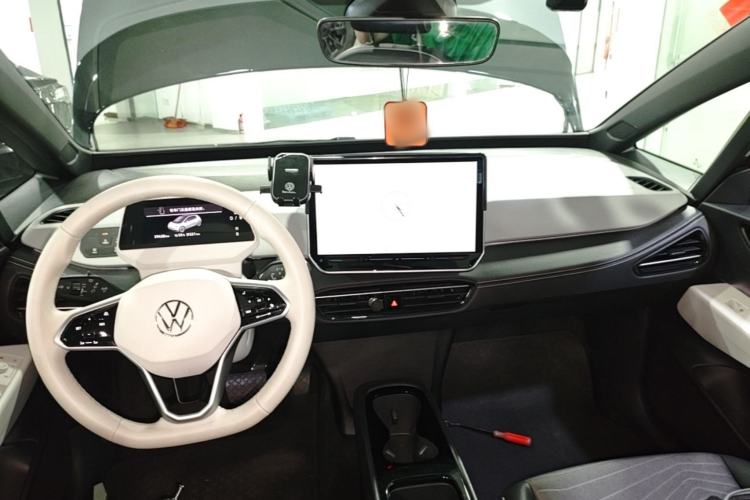 Used Volkswagen ID.3 2025 Smart Model Outstanding Oxygen Edition Center Console
