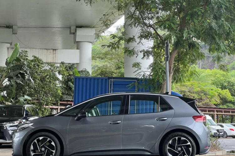 Used Volkswagen ID.3 2025 Smart Model Outstanding Oxygen Edition Exterior 1