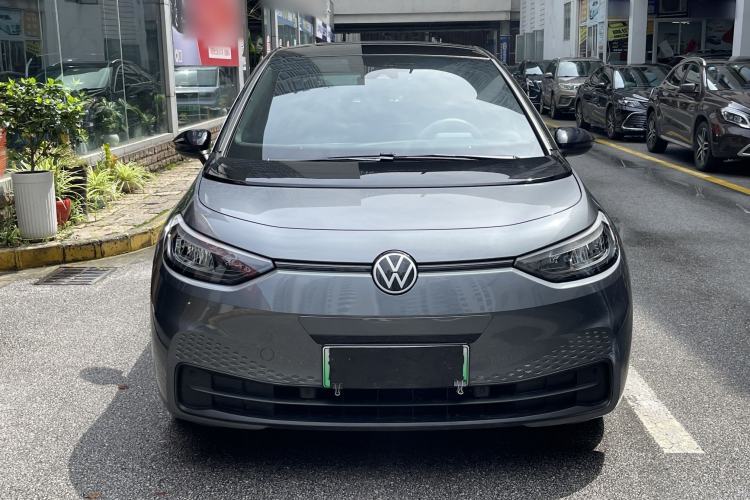 Used Volkswagen ID.3 2025 Smart Model Outstanding Oxygen Edition Exterior 2