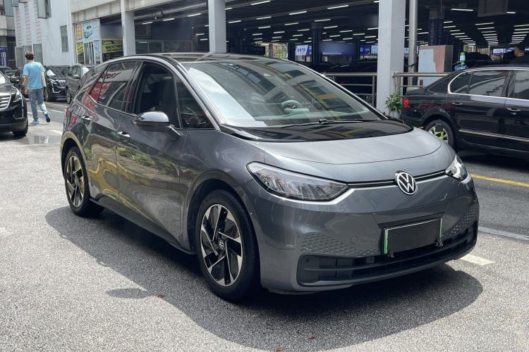 Used Volkswagen ID.3 2025 Smart Model Outstanding Oxygen Edition Exterior 3