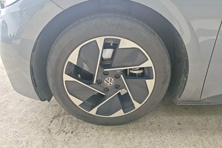 Used Volkswagen ID.3 2025 Smart Edition Outstanding Model Exterior 4