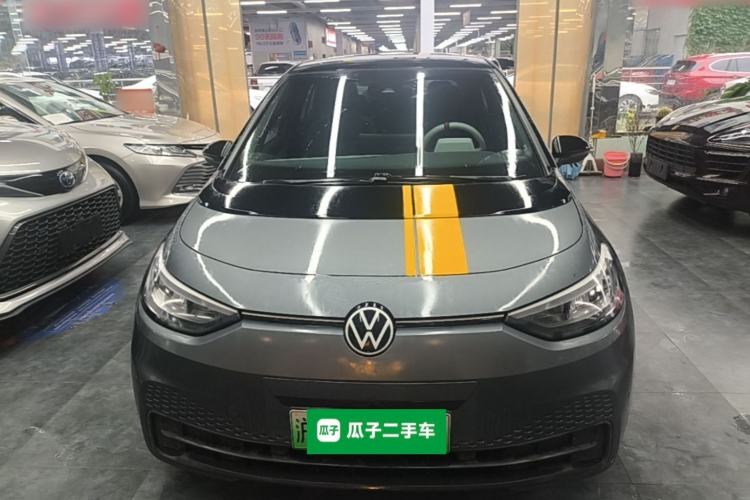 Used Volkswagen ID.3 2025 Smart Model Outstanding Oxygen Edition Front