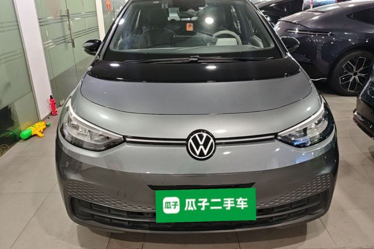 Used Volkswagen ID.3 2025 Smart Model Outstanding Oxygen Edition Front