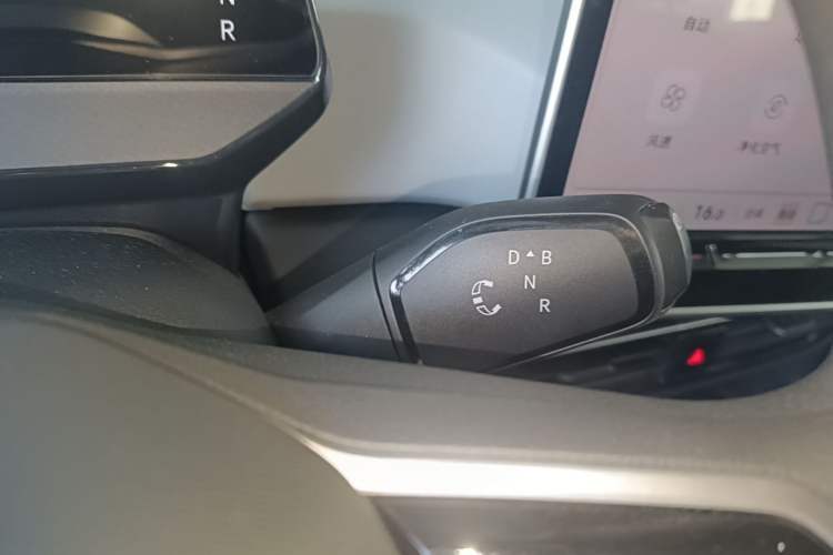 Used Volkswagen ID.3 2025 Smart Version Pure & Intelligent Enjoyment Edition Gear Lever