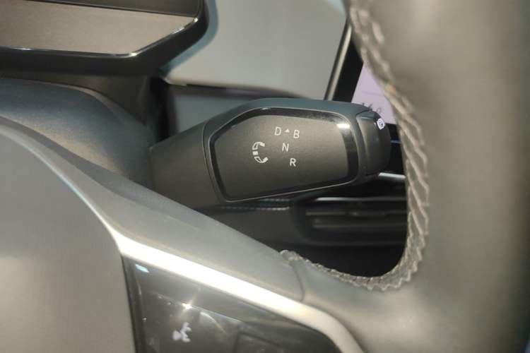 Used Volkswagen ID.3 2025 Smart Edition Outstanding Model Gear Lever