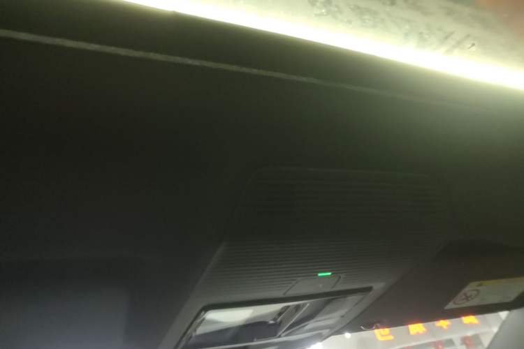 Used Volkswagen ID.3 2025 Smart Edition Outstanding Model Headliner