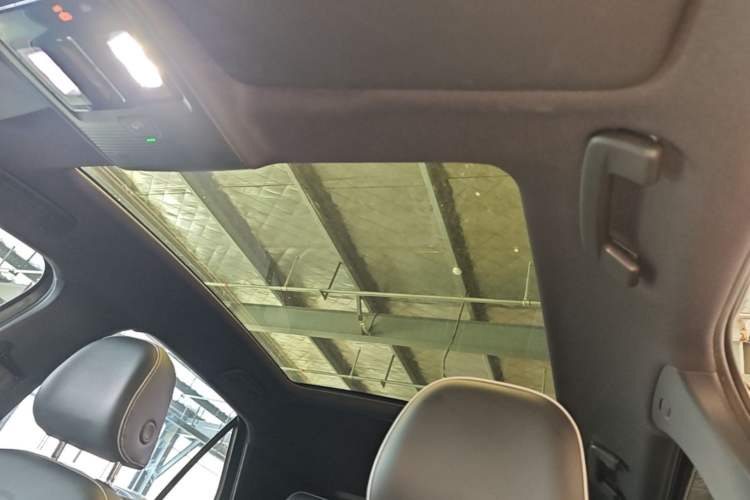 Used Volkswagen ID.3 2025 Smart Edition Outstanding Model Headliner