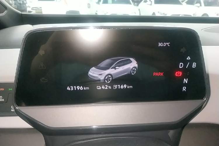 Used Volkswagen ID.3 2025 Smart Edition Outstanding Model Instrument Cluster