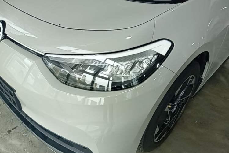 Used Volkswagen ID.3 2025 Smart Edition Outstanding Model Left Front Headlight