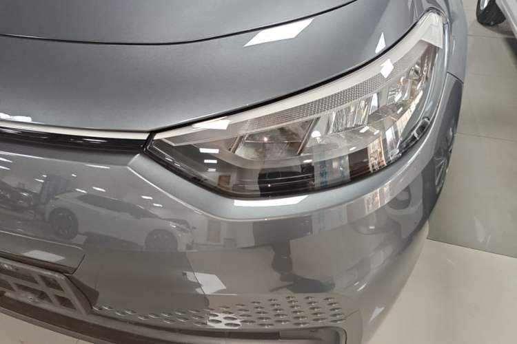 Used Volkswagen ID.3 2025 Smart Version Pure & Intelligent Enjoyment Edition Left Front Headlight