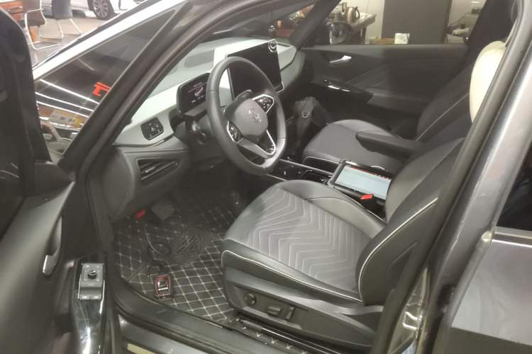 Used Volkswagen ID.3 2025 Smart Edition Outstanding Model Left Front Seat