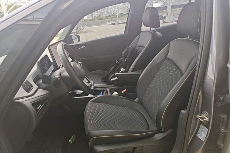 Used Volkswagen ID.3 2025 Smart Edition Outstanding Model Left Front Seat