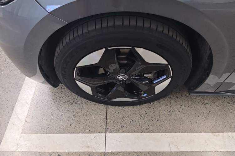 Used Volkswagen ID.3 2025 Revised Version Smart Edition Outstanding Grade Left Front Wheel Hub