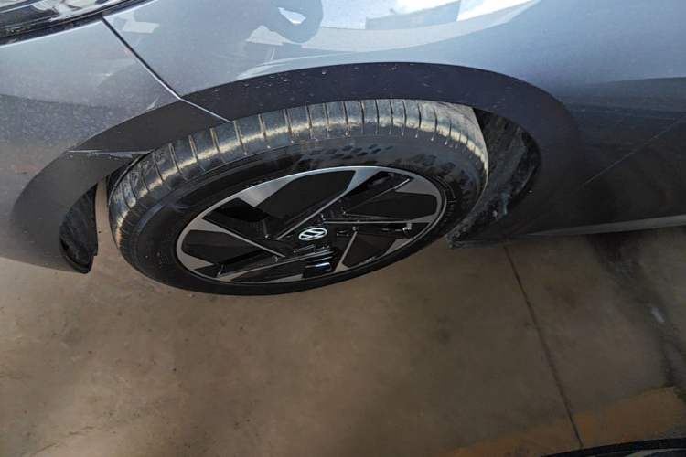 Used Volkswagen ID.3 2025 Smart Version Pure & Intelligent Enjoyment Edition Left Front Wheel Hub