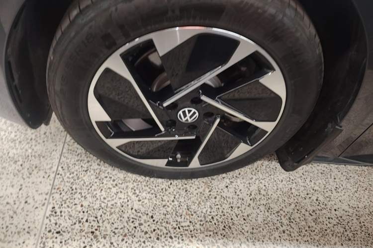 Used Volkswagen ID.3 2025 Smart Version Pure & Intelligent Enjoyment Edition Left Front Wheel Hub
