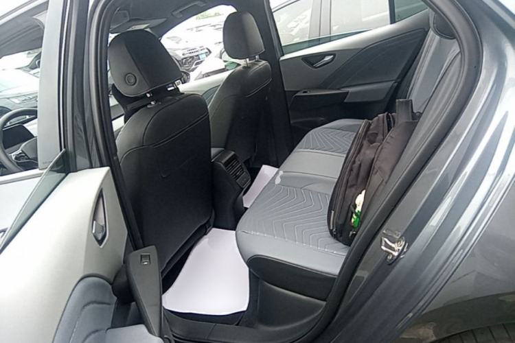 Used Volkswagen ID.3 2025 Revised Version Smart Edition Purely Intelligent Enjoyment Version Left Rear Seat