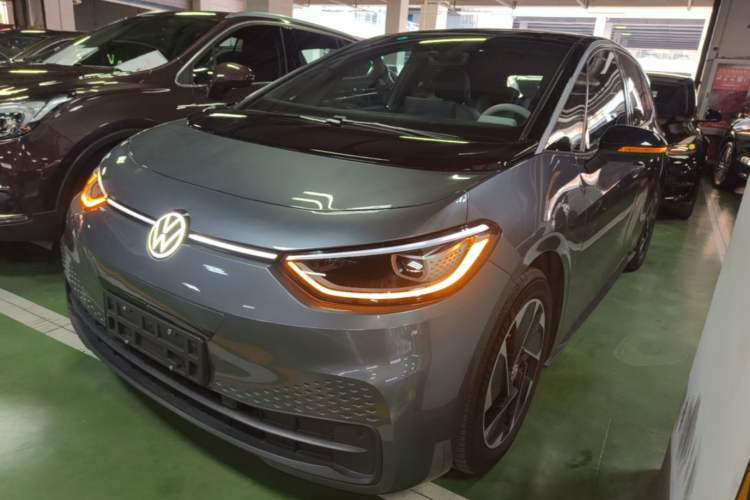 Used Volkswagen ID.3 2025 Smart Edition Ultra-Intelligent Oxygen Version Guazi used car, China used car export, Used car for sale, Used  cars, Cheapest cars for sale
