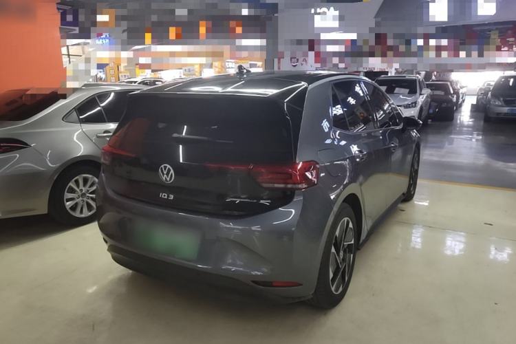 Used Volkswagen ID.3 2025 Smart Edition Outstanding Model Rear Right 45 Deg