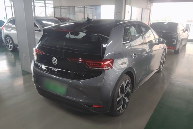 Used Volkswagen ID.3 2025 Revised Version Smart Edition Ultimate Intelligence Version Rear Right 45 Deg