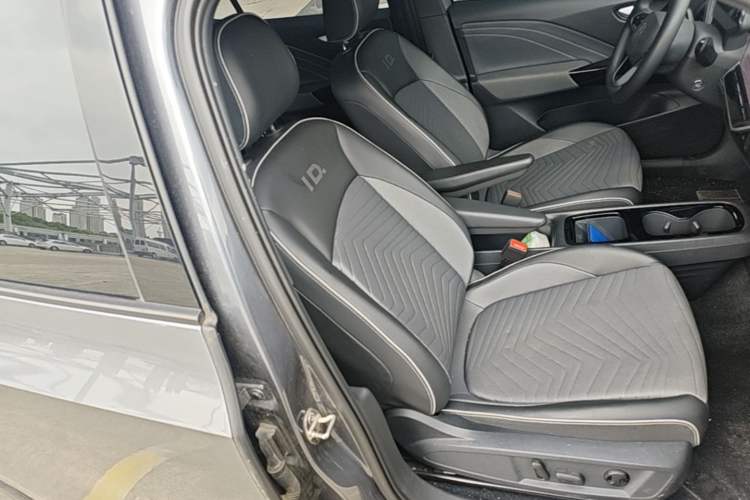 Used Volkswagen ID.3 2025 Smart Edition Outstanding Model Right Front Seat