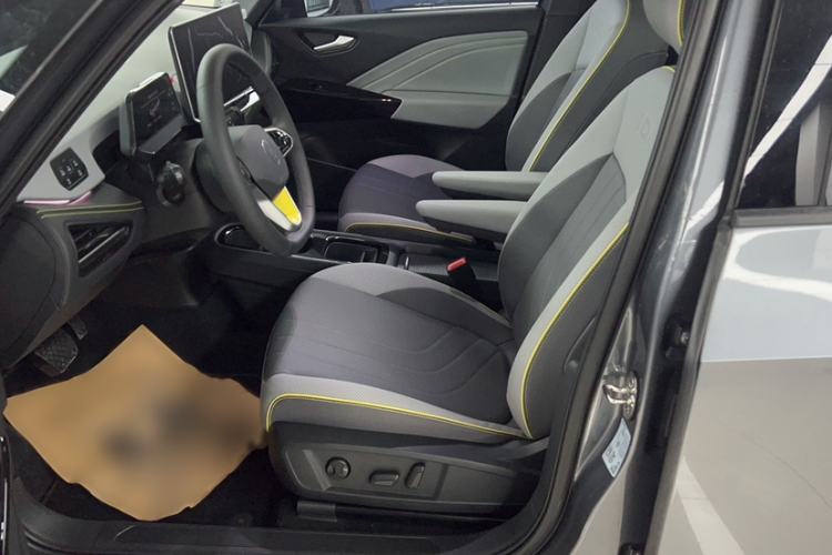 Used Volkswagen ID.3 2025 Smart Edition Ultra-Intelligent Version Right Front Seat