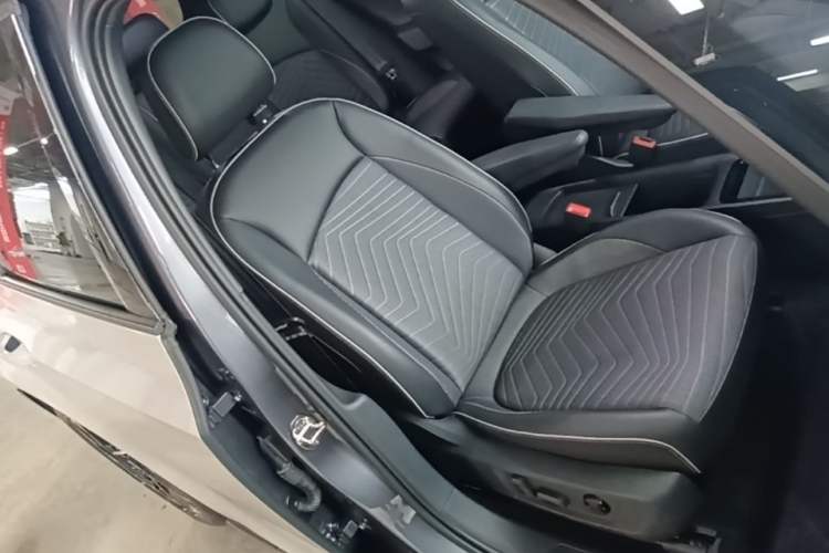 Used Volkswagen ID.3 2025 Smart Edition Outstanding Model Right Front Seat