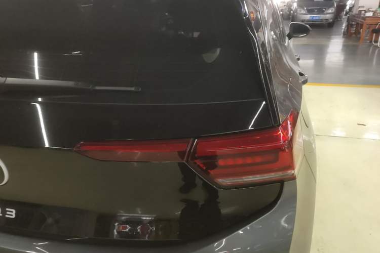 Used Volkswagen ID.3 2025 Smart Edition Outstanding Model Right Rear Taillight