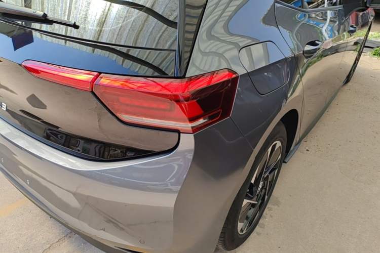 Used Volkswagen ID.3 2025 Smart Edition Outstanding Model Right Rear Taillight