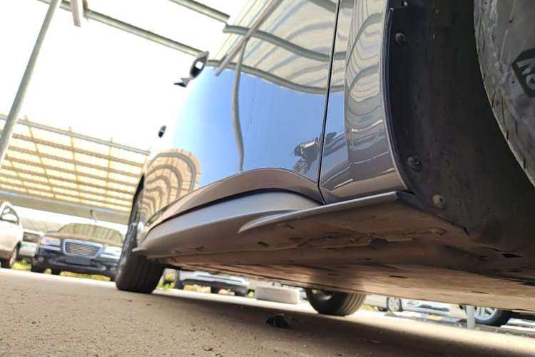 Used Volkswagen ID.3 2025 Smart Edition Outstanding Model Right Side Sill