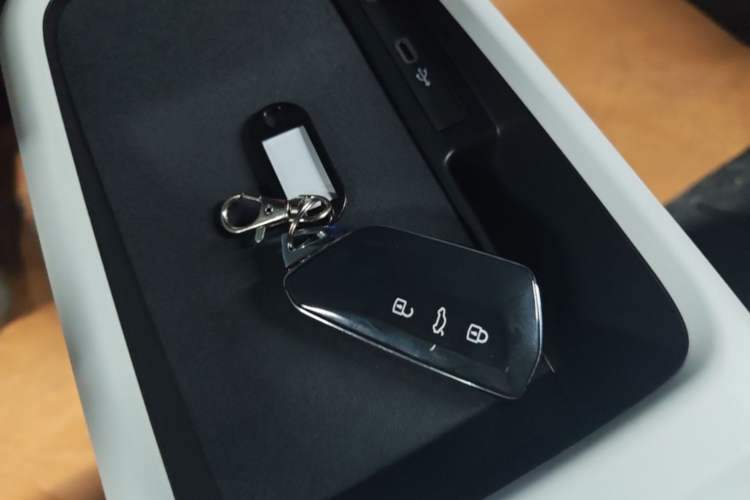 Used Volkswagen ID.3 2025 Revised Version Smart Edition Outstanding Grade Vehicle Key