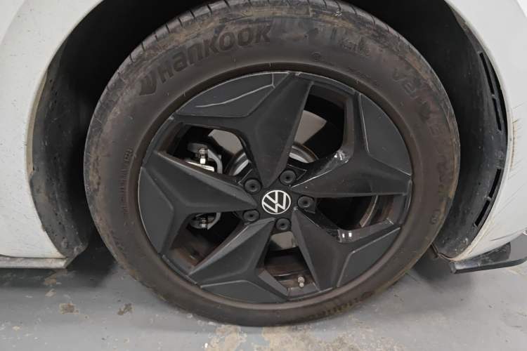 Used Volkswagen ID.3 2025 Revised Version Smart Edition Outstanding Grade Right Front Wheel Hub