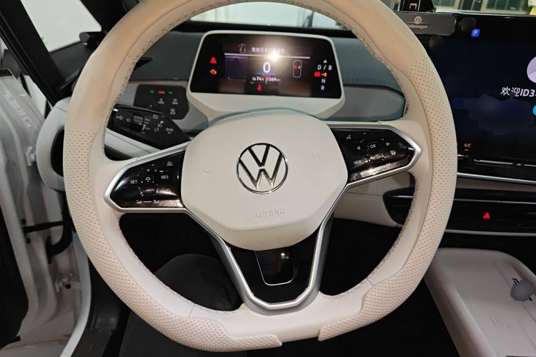 Used Volkswagen ID.3 2025 Revised Version Smart Edition Outstanding Grade Steering Wheel