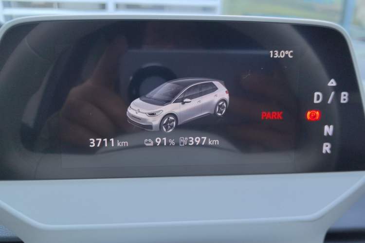 Used Volkswagen ID.3 2025 Smart Edition Outstanding Model Instrument Cluster