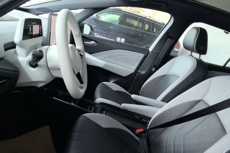 Used Volkswagen ID.3 2025 Smart Edition Outstanding Model Left Front Seat